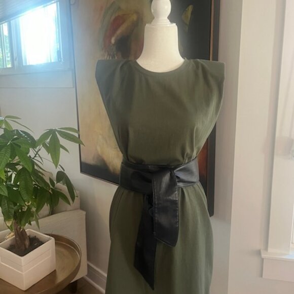Sanctuary Shoulder Pad Dress - Size SM - Picture 2 of 8